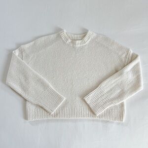 Abercrombie & Fitch Wedge Crew Sweater | Cream | Size XXS | NWOT